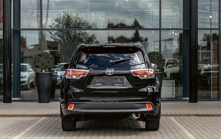 Toyota Highlander III, 2016 год, 3 095 000 рублей, 5 фотография