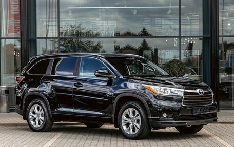 Toyota Highlander III, 2016 год, 3 095 000 рублей, 3 фотография