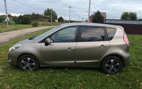 Renault Scenic III, 2011 год, 900 000 рублей, 4 фотография