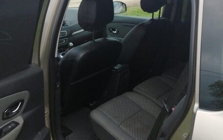 Renault Scenic III, 2011 год, 900 000 рублей, 8 фотография