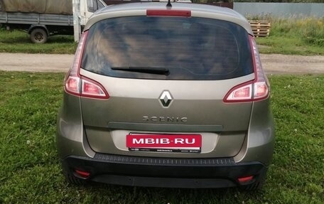 Renault Scenic III, 2011 год, 900 000 рублей, 10 фотография