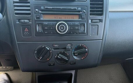 Nissan Tiida, 2010 год, 850 000 рублей, 10 фотография