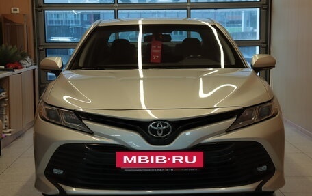 Toyota Camry, 2019 год, 2 399 000 рублей, 2 фотография