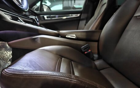Porsche Panamera II рестайлинг, 2017 год, 8 999 999 рублей, 9 фотография