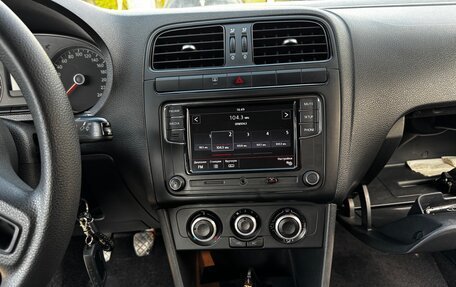 Volkswagen Polo VI (EU Market), 2014 год, 860 000 рублей, 10 фотография