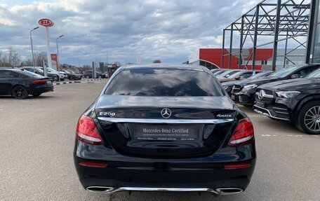 Mercedes-Benz E-Класс, 2019 год, 4 650 000 рублей, 4 фотография