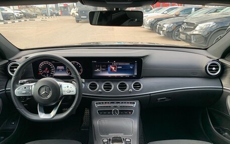 Mercedes-Benz E-Класс, 2019 год, 4 650 000 рублей, 13 фотография