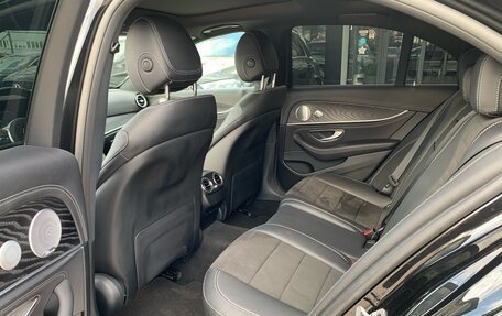 Mercedes-Benz E-Класс, 2019 год, 4 650 000 рублей, 15 фотография