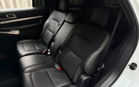 Ford Explorer VI, 2016 год, 2 549 000 рублей, 12 фотография