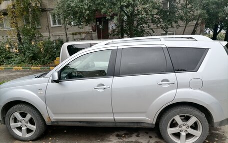Mitsubishi Outlander III рестайлинг 3, 2007 год, 1 200 000 рублей, 1 фотография