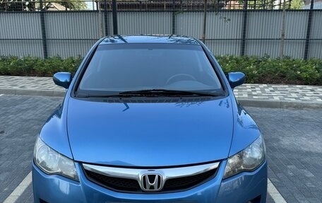 Honda Civic VIII, 2009 год, 910 000 рублей, 3 фотография