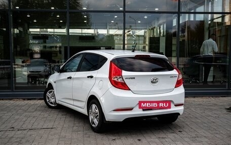 Hyundai Solaris II рестайлинг, 2015 год, 650 000 рублей, 6 фотография