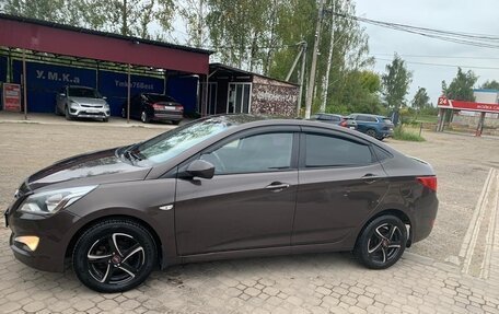 Hyundai Solaris II рестайлинг, 2015 год, 850 000 рублей, 1 фотография