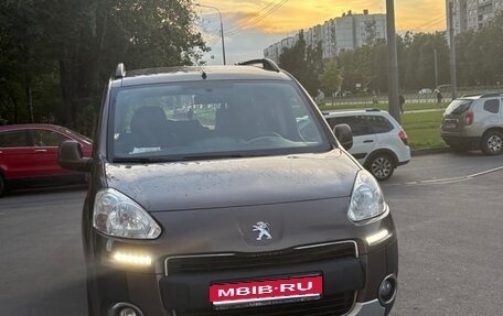 Peugeot Partner II рестайлинг 2, 2013 год, 800 000 рублей, 1 фотография