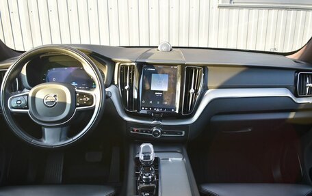 Volvo XC60 II, 2021 год, 4 099 999 рублей, 10 фотография