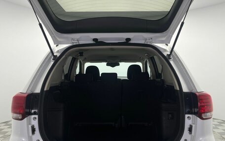 Mitsubishi Outlander III рестайлинг 3, 2018 год, 1 720 000 рублей, 13 фотография