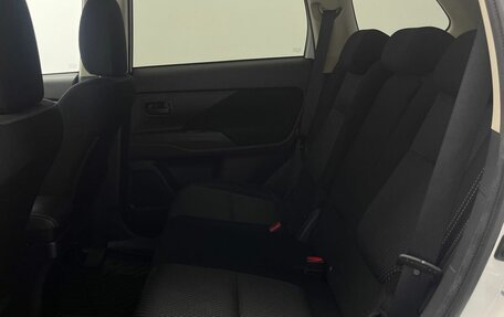 Mitsubishi Outlander III рестайлинг 3, 2018 год, 1 720 000 рублей, 14 фотография