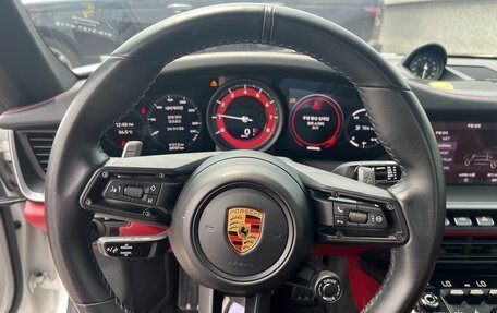 Porsche 911, 2021 год, 10 832 285 рублей, 8 фотография