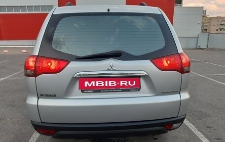 Mitsubishi Pajero Sport II рестайлинг, 2014 год, 1 750 000 рублей, 5 фотография