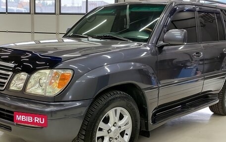 Lexus LX II, 2004 год, 2 470 000 рублей, 10 фотография