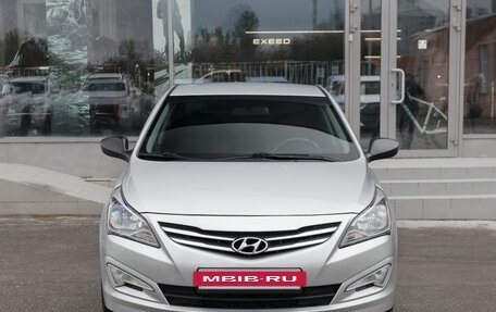 Hyundai Solaris II рестайлинг, 2014 год, 1 075 000 рублей, 2 фотография