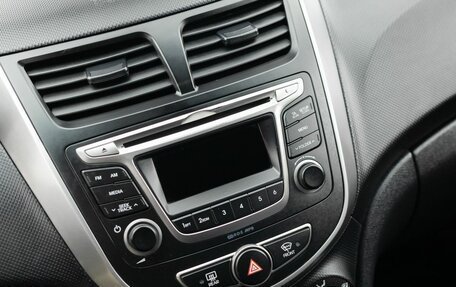 Hyundai Solaris II рестайлинг, 2014 год, 1 075 000 рублей, 14 фотография