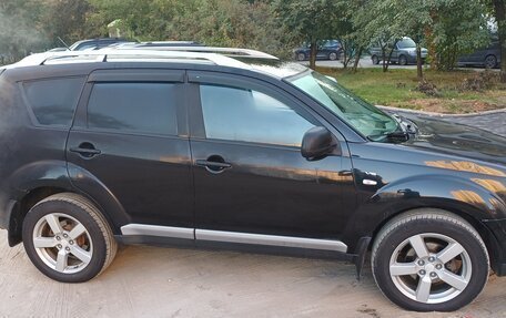 Mitsubishi Outlander III рестайлинг 3, 2007 год, 1 200 000 рублей, 3 фотография