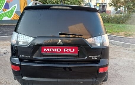 Mitsubishi Outlander III рестайлинг 3, 2007 год, 1 200 000 рублей, 5 фотография