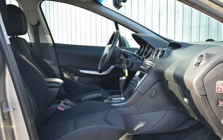 Peugeot 308 II, 2010 год, 389 999 рублей, 18 фотография