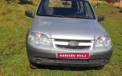 Chevrolet Niva I рестайлинг, 2012 год, 320 000 рублей, 1 фотография