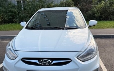 Hyundai Solaris II рестайлинг, 2013 год, 850 000 рублей, 1 фотография