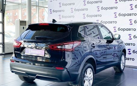 Nissan Qashqai, 2022 год, 2 435 000 рублей, 3 фотография