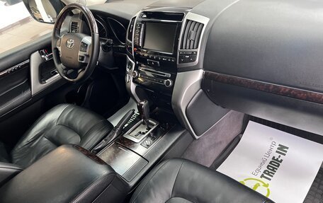 Toyota Land Cruiser 200, 2013 год, 3 245 000 рублей, 15 фотография