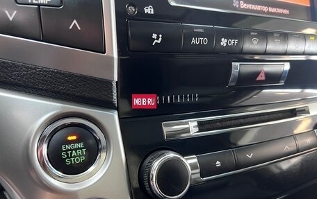 Toyota Land Cruiser 200, 2013 год, 3 245 000 рублей, 20 фотография