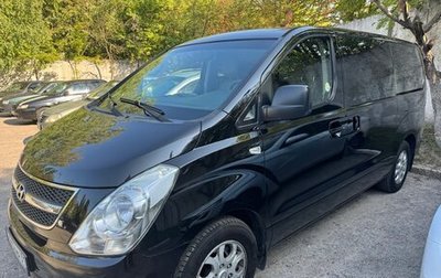 Hyundai Grand Starex Grand Starex I рестайлинг 2, 2010 год, 1 340 000 рублей, 1 фотография