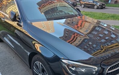 Mercedes-Benz E-Класс, 2021 год, 3 500 000 рублей, 1 фотография