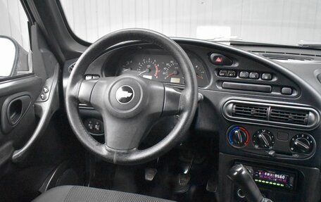 Chevrolet Niva I рестайлинг, 2009 год, 549 999 рублей, 8 фотография