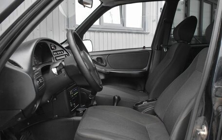 Chevrolet Niva I рестайлинг, 2009 год, 549 999 рублей, 11 фотография