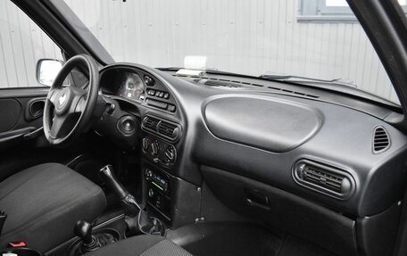 Chevrolet Niva I рестайлинг, 2009 год, 549 999 рублей, 13 фотография