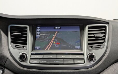 Hyundai Tucson III, 2018 год, 1 945 000 рублей, 16 фотография
