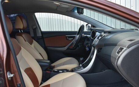 Hyundai Elantra V, 2013 год, 1 059 999 рублей, 18 фотография