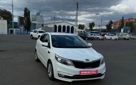 KIA Rio III рестайлинг, 2015 год, 1 000 000 рублей, 1 фотография
