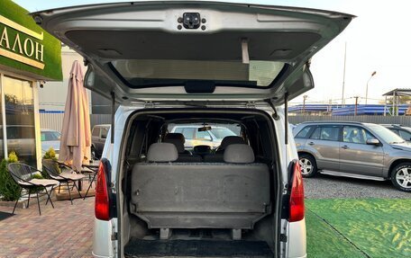 Nissan Serena II, 2000 год, 685 000 рублей, 10 фотография