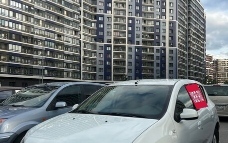 Renault Sandero I, 2014 год, 475 000 рублей, 1 фотография