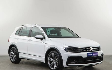 Volkswagen Tiguan II, 2018 год, 2 435 155 рублей, 1 фотография