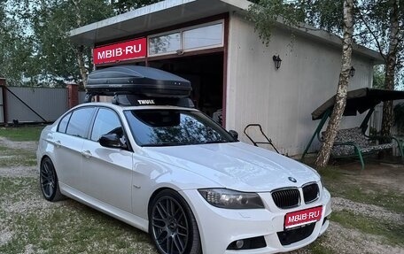 BMW 3 серия, 2011 год, 1 950 000 рублей, 1 фотография