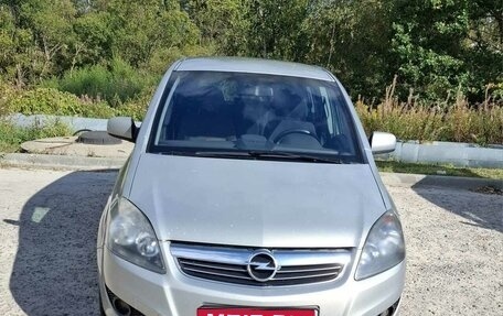 Opel Zafira B, 2010 год, 770 000 рублей, 1 фотография