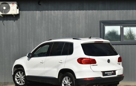 Volkswagen Tiguan I, 2011 год, 1 119 999 рублей, 4 фотография
