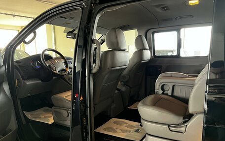 Hyundai Grand Starex Grand Starex I рестайлинг 2, 2019 год, 4 199 000 рублей, 10 фотография