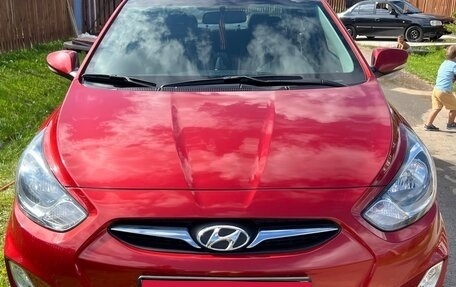 Hyundai Solaris II рестайлинг, 2012 год, 1 150 000 рублей, 1 фотография